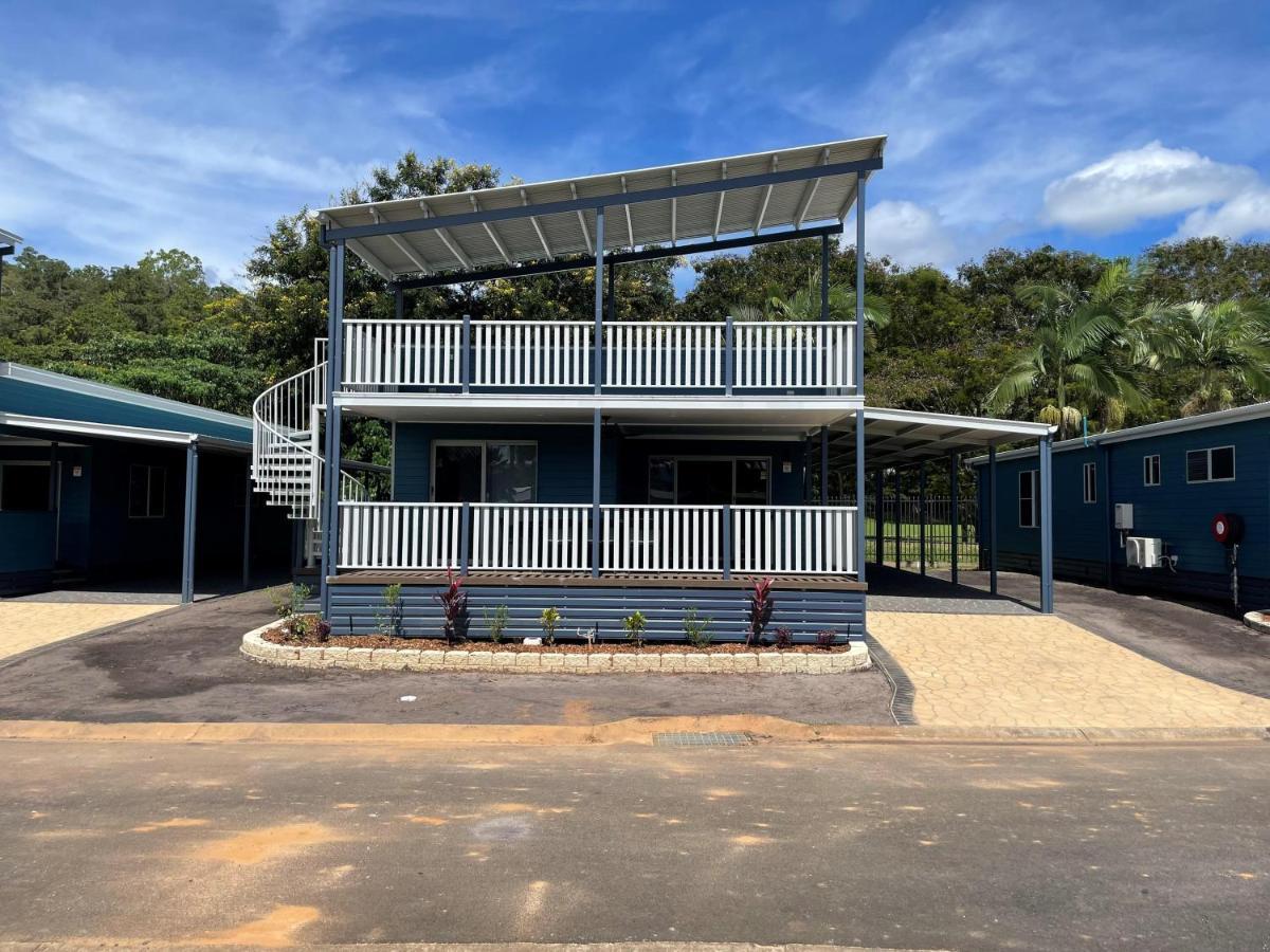 Ingenia Holidays Cairns Coconut Eksteriør billede The new boarding house at the school