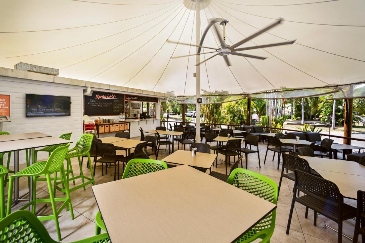 Ingenia Holidays Cairns Coconut Eksteriør billede The Village Green