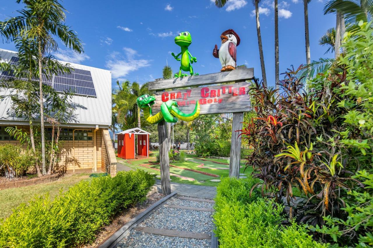 Ingenia Holidays Cairns Coconut Eksteriør billede Entrance to the Village