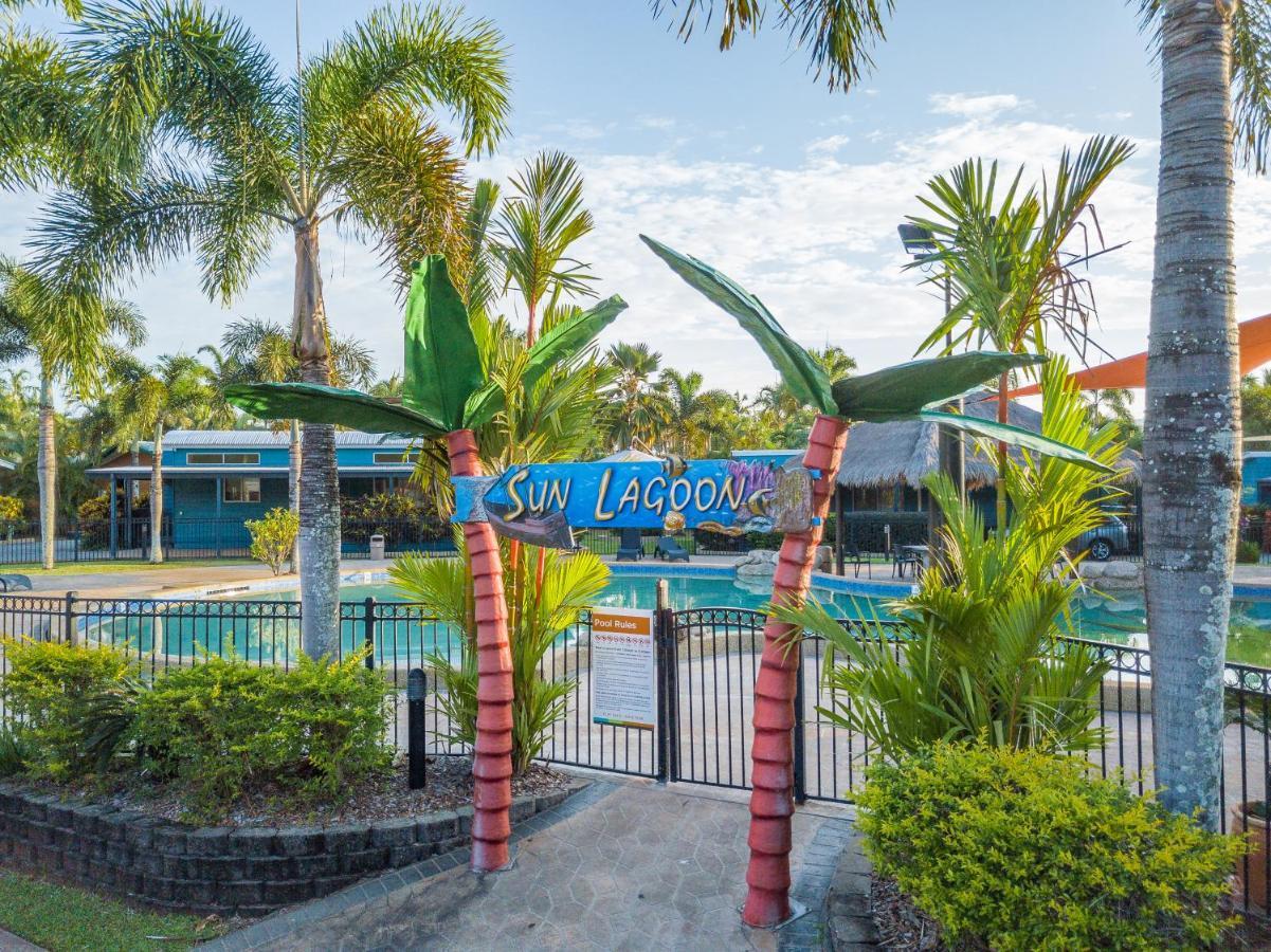 Ingenia Holidays Cairns Coconut Eksteriør billede The entrance to the lagoon